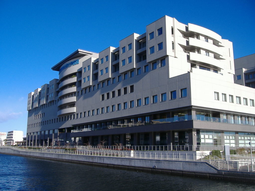 Yokohama Red Cross Hospital AFJ Japon